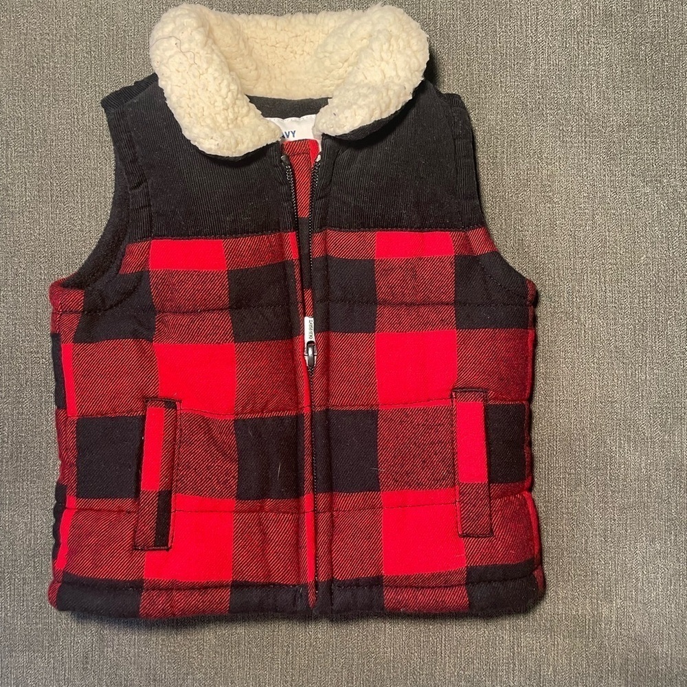 6-12mth Old Navy Vest